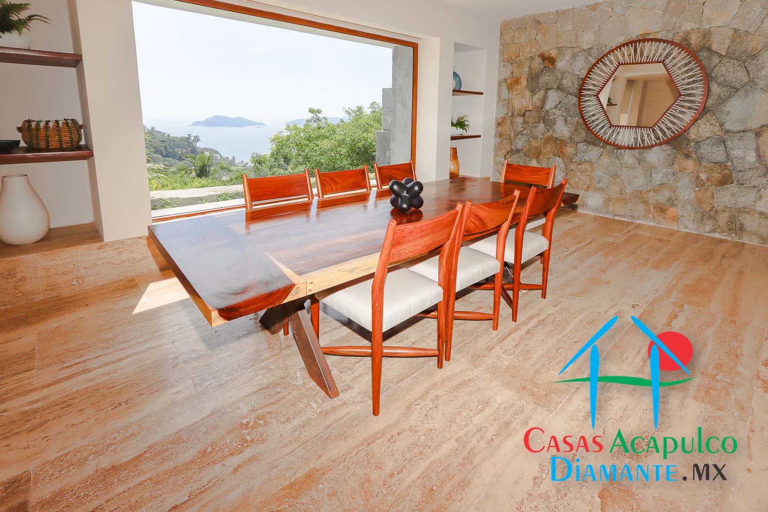 La Roqueta - Sala de televisión 4